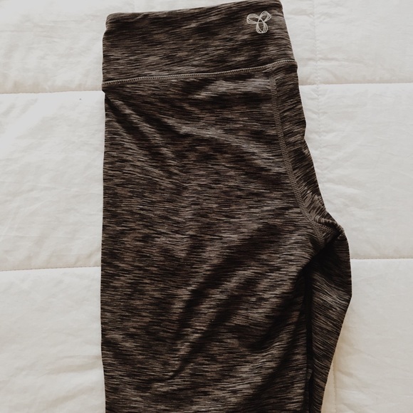 TNA Pants - TNA Aritzia tights